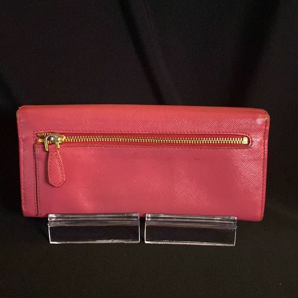 PRADA Saffiano Wallet W/Certificate of Authenticity - Picture 3 of 14